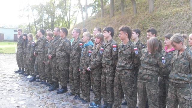 Uczniowie z II SLO w Ostrołęce na biwaku wojskowym [3 X 2012] - zdjęcie #5 - eOstroleka.pl