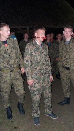 Uczniowie z II SLO w Ostrołęce na biwaku wojskowym [3 X 2012] - zdjęcie #3 - eOstroleka.pl