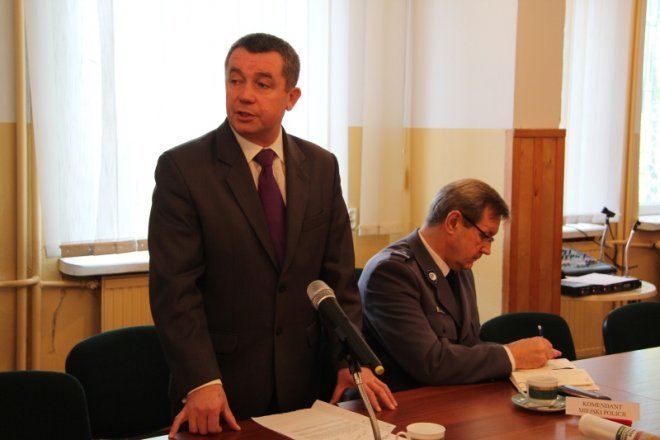 Spotkanie z przedstawicielem MPK w Urzędzie Gminy Rzekuń [5 X 2012] - zdjęcie #2 - eOstroleka.pl