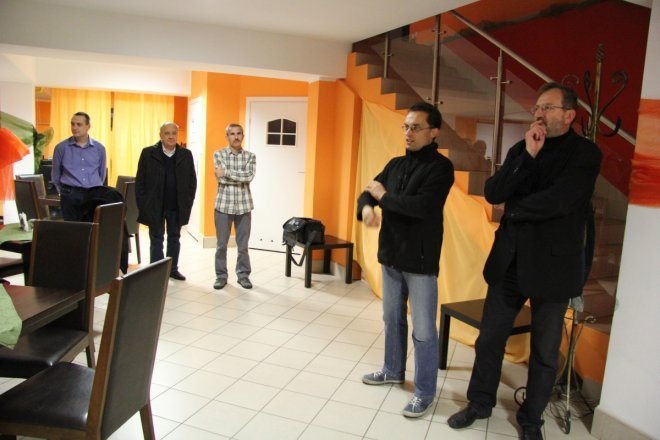 Wernisaż wystawy fotografii członków OTF w Art Caffe [5 X 2012] - zdjęcie #3 - eOstroleka.pl