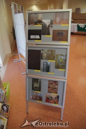 Wystawa z okazji 60-lecia Biblioteki Pedagogicznej w Ostrołęce [08.10.2012] - zdjęcie #11 - eOstroleka.pl