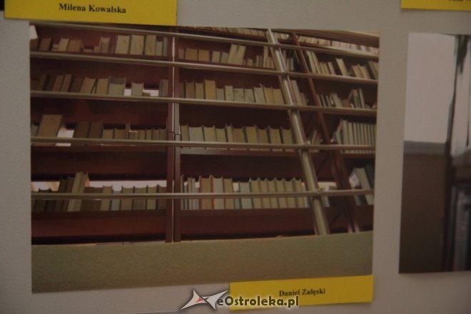 Wystawa z okazji 60-lecia Biblioteki Pedagogicznej w Ostrołęce [08.10.2012] - zdjęcie #2 - eOstroleka.pl