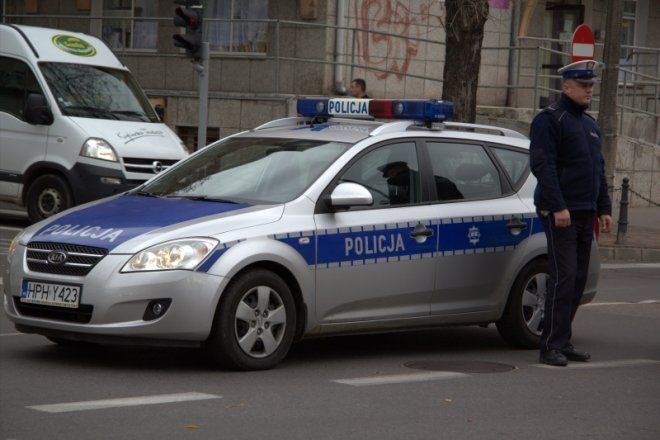 Zderzenie samochodów na skrzyżowaniu ulic Goworowskiej i Kopernika [9 X 2012] - zdjęcie #3 - eOstroleka.pl