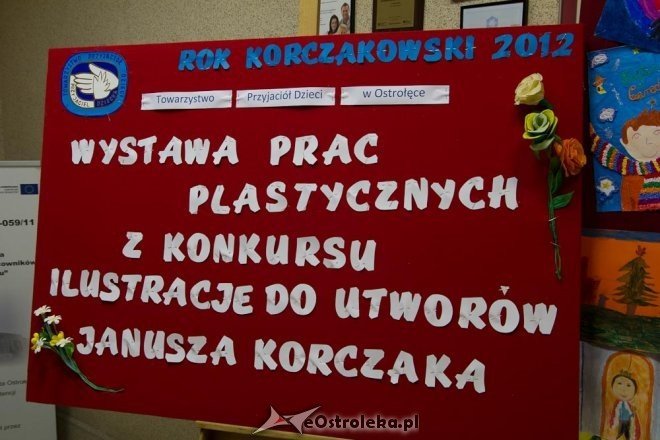 Wystawa prac „Ilustracje do prac Janusza Korczaka” w ostrołęckim ratuszu [09.10.2012] - zdjęcie #1 - eOstroleka.pl