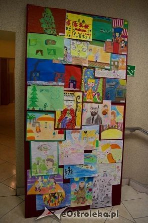 Wystawa prac „Ilustracje do prac Janusza Korczaka” w ostrołęckim ratuszu [09.10.2012] - zdjęcie #10 - eOstroleka.pl