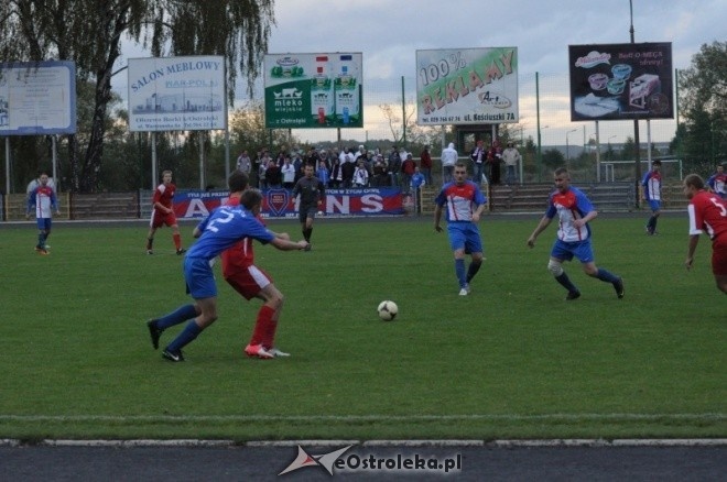 Puchar Polski: Narew Ostrołęka - Nadnarwianka Pułtusk [10.10.2012] - zdjęcie #21 - eOstroleka.pl