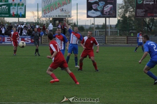 Puchar Polski: Narew Ostrołęka - Nadnarwianka Pułtusk [10.10.2012] - zdjęcie #19 - eOstroleka.pl