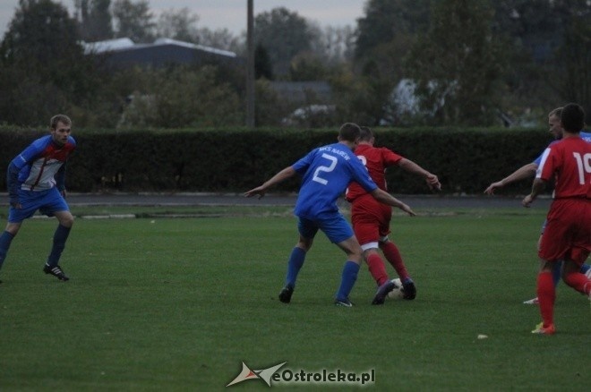 Puchar Polski: Narew Ostrołęka - Nadnarwianka Pułtusk [10.10.2012] - zdjęcie #16 - eOstroleka.pl