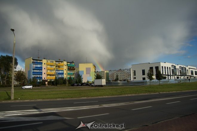 Czy tak powstaje trąba powietrzna [11.10.2012] - zdjęcie #11 - eOstroleka.pl