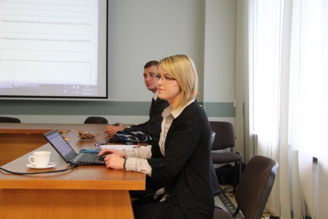 Szkolenie dla organizacji pozarządowych w ostrołęckim ratuszu [12 X 2012] - zdjęcie #4 - eOstroleka.pl