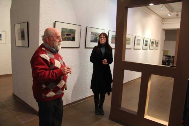 Finisaż wystawy Piotra Sawickiego w Galerii Ostrołęka [12 X 2012] - zdjęcie #14 - eOstroleka.pl