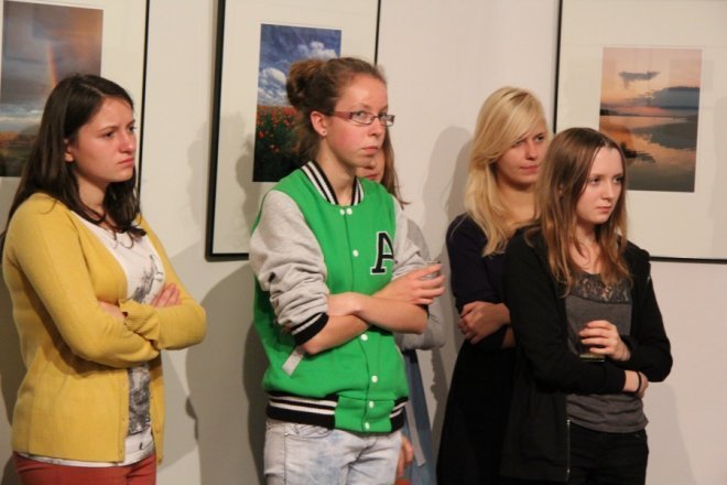 Finisaż wystawy Piotra Sawickiego w Galerii Ostrołęka [12 X 2012] - zdjęcie #4 - eOstroleka.pl