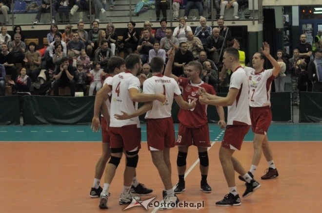 I liga siatkówki: Pekpol Ostrołęka - Czarni Radom 3:0 [13.10.2012] - zdjęcie #23 - eOstroleka.pl