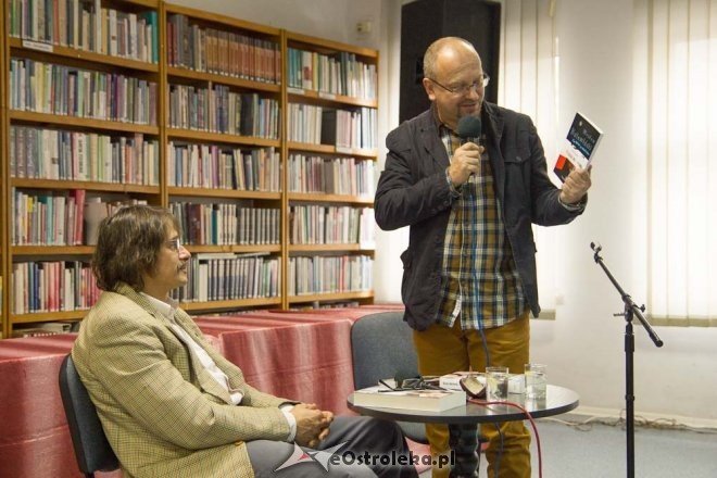Spotkanie z Wacławem Holewińskim [13.10.2012] - zdjęcie #27 - eOstroleka.pl