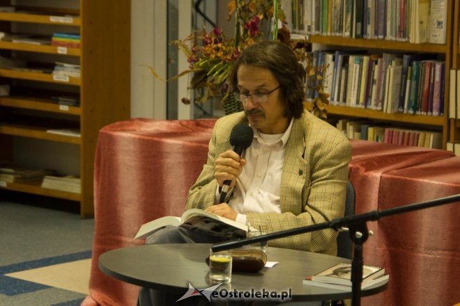 Spotkanie z Wacławem Holewińskim [13.10.2012] - zdjęcie #2 - eOstroleka.pl