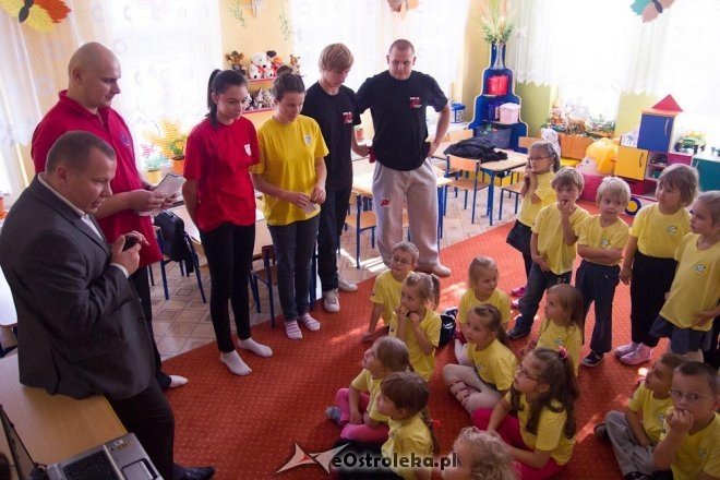 Ruszył program Z delfinem Woprusiem bezpieczniej [15.10.2012] - zdjęcie #35 - eOstroleka.pl