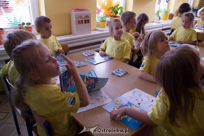Ruszył program Z delfinem Woprusiem bezpieczniej [15.10.2012] - zdjęcie #20 - eOstroleka.pl