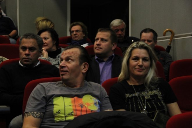 „Eugenika” Grzegorza Brauna w Klubie Kina Niezależnego [15 X 2012] - zdjęcie #11 - eOstroleka.pl