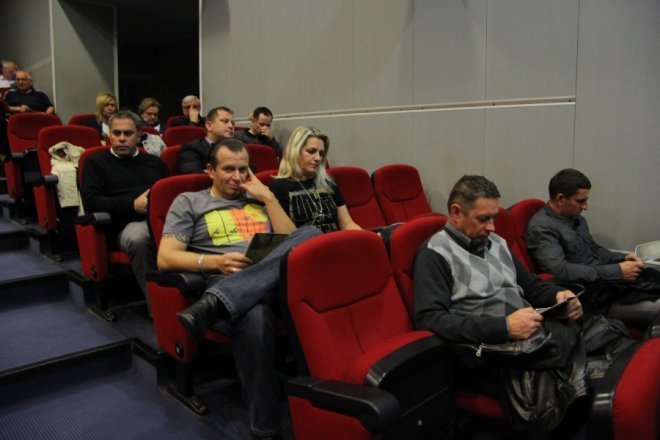 „Eugenika” Grzegorza Brauna w Klubie Kina Niezależnego [15 X 2012] - zdjęcie #7 - eOstroleka.pl