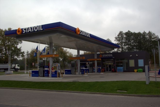 Druga stacja Statoil w Ostrołęce [16 X 2012] - zdjęcie #5 - eOstroleka.pl