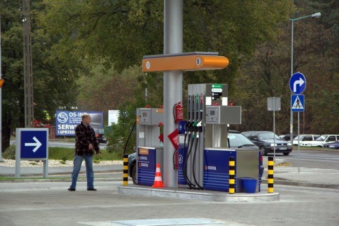 Druga stacja Statoil w Ostrołęce [16 X 2012] - zdjęcie #9 - eOstroleka.pl