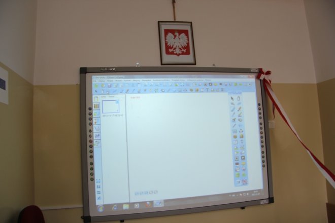 ZSZ 1 i ZSZ 4 mają nowoczesne pracownie językowe [17 X 2012] - zdjęcie #2 - eOstroleka.pl