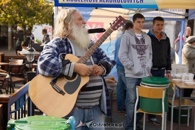 Międzynarodowy Dzień Walki z Ubóstwem [17.10.2012] - zdjęcie #16 - eOstroleka.pl