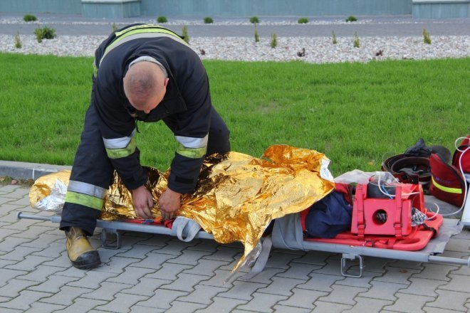 Ćwiczenia przeciwpożarowe w ostrołęckim szpitalu [19 X 2012] - zdjęcie #10 - eOstroleka.pl