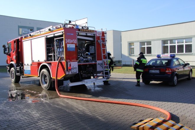 Ćwiczenia przeciwpożarowe w ostrołęckim szpitalu [19 X 2012] - zdjęcie #13 - eOstroleka.pl