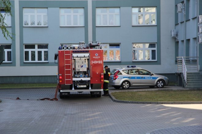 Ćwiczenia przeciwpożarowe w ostrołęckim szpitalu [19 X 2012] - zdjęcie #14 - eOstroleka.pl
