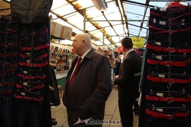 Józef Oleksy w Ostrołęce [19.10.2012] - zdjęcie #1 - eOstroleka.pl