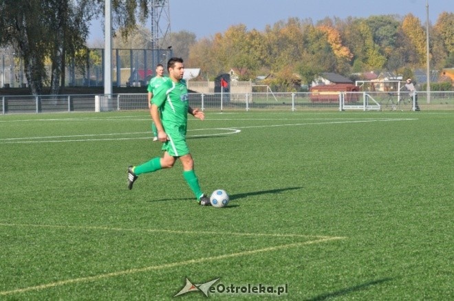 Liga Okręgowa: Korona HiD Ostrołęka - Wieczfnianka Wieczfnia Kościelna [20.10.2012] - zdjęcie #21 - eOstroleka.pl