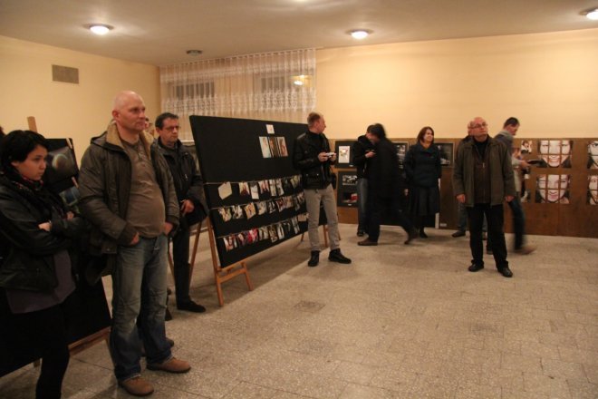 Galeria Bezdomna w ostrołęckim Kasynie [21 X 2012] - zdjęcie #4 - eOstroleka.pl