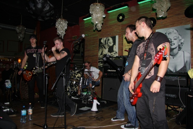 Koncert zespołu NOKO w Avalonie [21 X 2012] - zdjęcie #22 - eOstroleka.pl