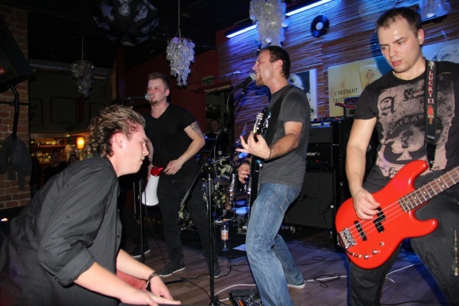Koncert zespołu NOKO w Avalonie [21 X 2012] - zdjęcie #13 - eOstroleka.pl