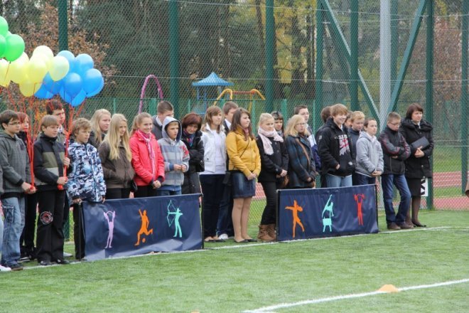 Otwarcie kompleksu boisk sportowych przy Gimnazjum nr 2 [24 X 2012] - zdjęcie #9 - eOstroleka.pl