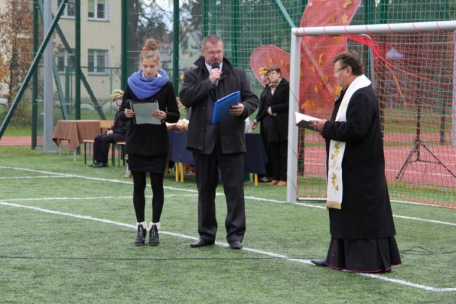 Otwarcie kompleksu boisk sportowych przy Gimnazjum nr 2 [24 X 2012] - zdjęcie #26 - eOstroleka.pl