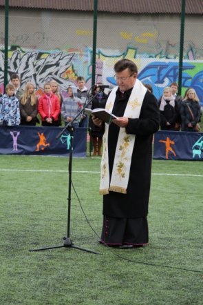 Otwarcie kompleksu boisk sportowych przy Gimnazjum nr 2 [24 X 2012] - zdjęcie #21 - eOstroleka.pl