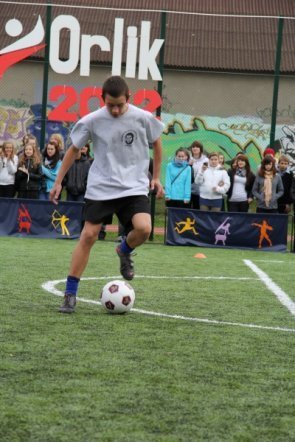Otwarcie kompleksu boisk sportowych przy Gimnazjum nr 2 [24 X 2012] - zdjęcie #13 - eOstroleka.pl
