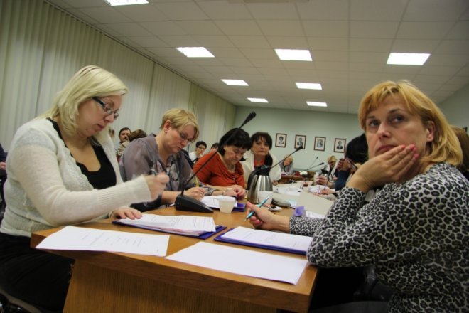 Szkolenie „Dotacje dla organizacji pozarządowych - wzory ofert, umów i sprawozdań” [25.X.2012]  - zdjęcie #8 - eOstroleka.pl
