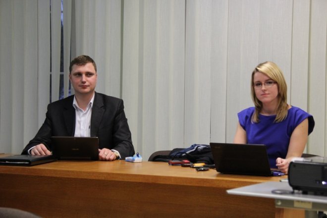 Szkolenie „Dotacje dla organizacji pozarządowych - wzory ofert, umów i sprawozdań” [25.X.2012]  - zdjęcie #12 - eOstroleka.pl