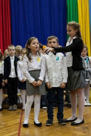 Pasowanie na uczniów w Szkole Podstawowej nr 1 [26 X 2012] - zdjęcie #9 - eOstroleka.pl