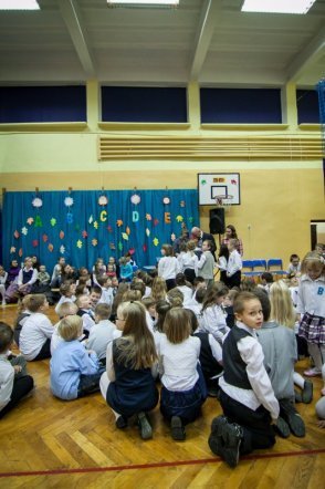 Pasowanie na uczniów w Szkole Podstawowej nr 1 [26 X 2012] - zdjęcie #37 - eOstroleka.pl