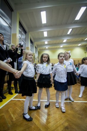 Pasowanie na uczniów w Szkole Podstawowej nr 1 [26 X 2012] - zdjęcie #39 - eOstroleka.pl