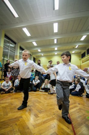Pasowanie na uczniów w Szkole Podstawowej nr 1 [26 X 2012] - zdjęcie #60 - eOstroleka.pl
