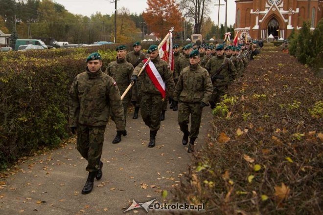 I rocznica śmierci sierżanta Mariusza Deptuły [27.10.2012] - zdjęcie #83 - eOstroleka.pl