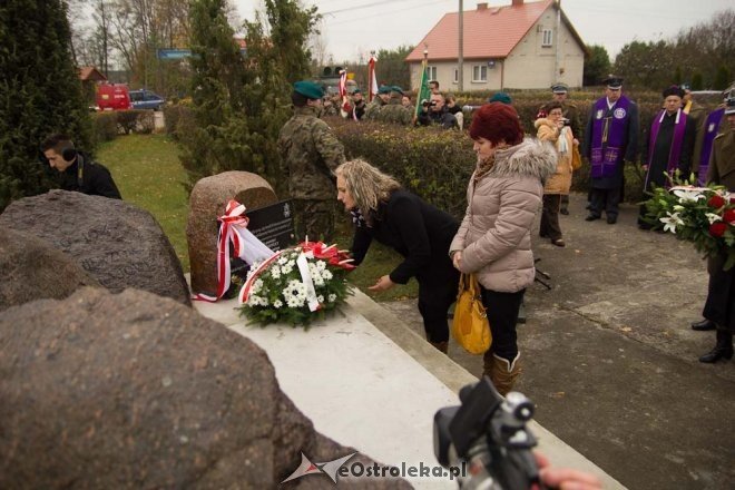 I rocznica śmierci sierżanta Mariusza Deptuły [27.10.2012] - zdjęcie #47 - eOstroleka.pl