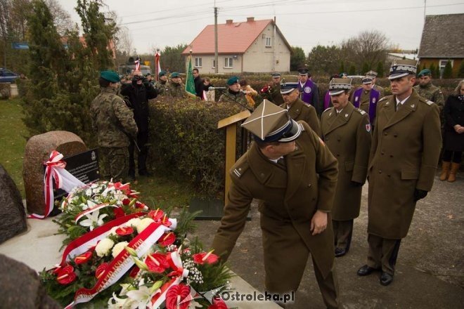 I rocznica śmierci sierżanta Mariusza Deptuły [27.10.2012] - zdjęcie #44 - eOstroleka.pl