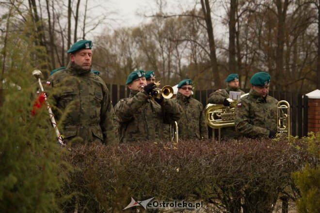 I rocznica śmierci sierżanta Mariusza Deptuły [27.10.2012] - zdjęcie #42 - eOstroleka.pl