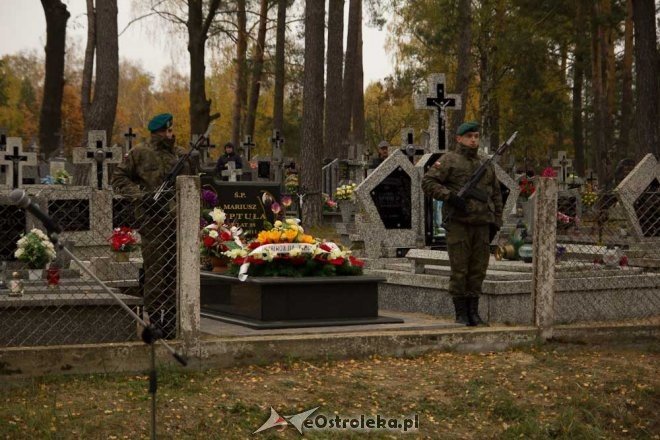 I rocznica śmierci sierżanta Mariusza Deptuły [27.10.2012] - zdjęcie #36 - eOstroleka.pl